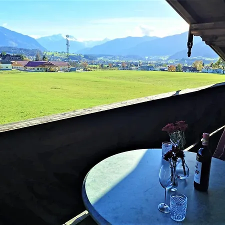 Daire In Near Slopes, Cleaning Included Saalfelden